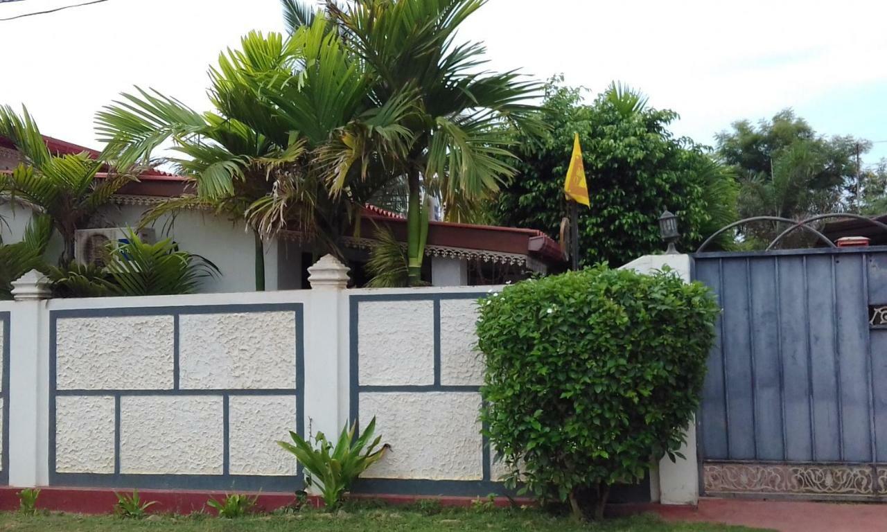 Uppuveli Beach House Trincomalee Eksteriør bilde